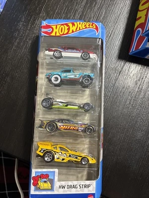 HOT WHEELS HW TIRA DE ARRASTRE OJOS DE LUNA 👀 PAQUETE DE 5 1:64 Foto 1 de 3