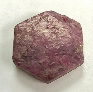 MAGNIFIQUES CRISTAUX DE RUBIS - Foto 1 di 2