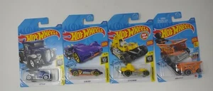 Hot Wheels Experimotors Hot Wheels Ride Ons lot of 4 Fun Adventurous Cars - Picture 1 of 5