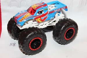 Camión diecast Hot Wheels Monster Jam 1/64 Race Ace 118 - Imagen 1 de 2