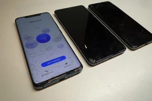 Lote de trabajo 3x teléfonos Huawei Mate: Mate 20 Pro LYA-L29 - y Mate 20 HMA-L29 - Imagen 1 de 10