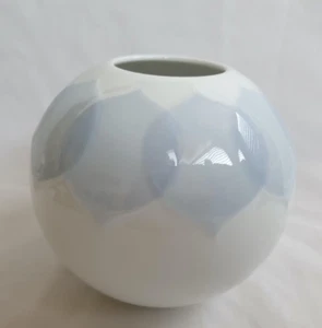 Rosenthal Bjorn Wiimblad Ovid shaped porcelain vase, Circa late 20th century - Picture 1 of 10