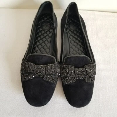 Arco adornado plano negro Tory Burch talla 10,5 Foto 1 de 4