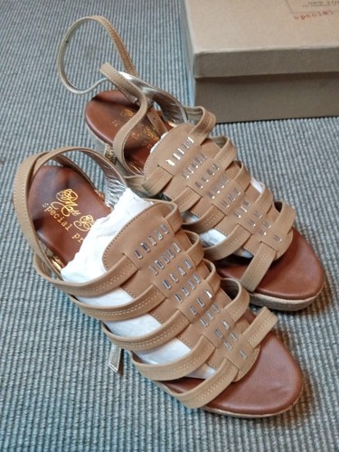 MBT Sandali zeppa marrone chiaro Matt Bernson nuovi taglia 11.