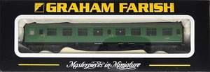 Graham Farish 374-051A Mk1 SK 2nd Class Corridor Coach S24324 in BR Green Livery - Imagen 1 de 3