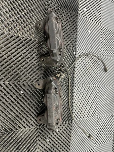 SUBARU IMPREZA 4 POT FRONT BRAKE CALIPERS WRX STI CLASSIC PAIR - Picture 1 of 8