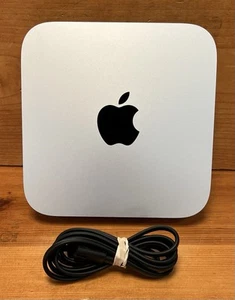 Mac Mini M2 (16GB, 256GB SSD, Apple M2, Z16K000R3LL/A) Silber - Bild 1 von 11