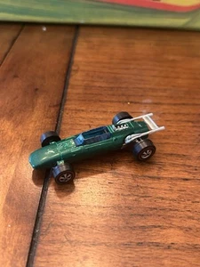Vintage Hot Wheels Redline 1969 Indy Eagle Green - Picture 1 of 6
