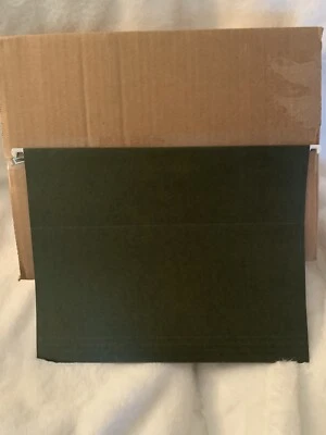 Carpetas colgantes tamaño letra grapas - nuevas en caja - 50 carpetas Foto 1 de 3