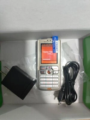 100% working Sony Ericsson W700 Unlocked  2G GSM keyboard phone - Image 1 of 4