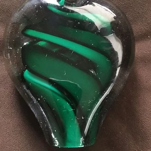 Handgefertigtes Glas Herz Murano Stil - Briefbeschwerer - Wohndeko - wunderschön 3-D - Bild 1 von 3