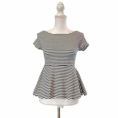 Blusa Top ZARA KNIT Negra Blanca Rayas Peplum Pequeña Informal Foto 1 de 4