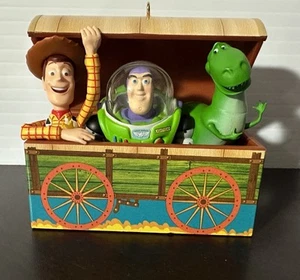 Hallmark Disney Pixar Toy Story Film Tempo di Giocare! Woody Buzz Rex *senza scatola E - Foto 1 di 10