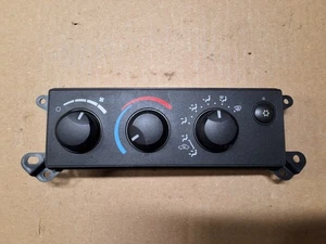 Dodge Ram 06 07 08 Dakota 06 07 dash Heater Climate Control Switch P55057078AB - Picture 1 of 3