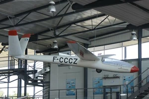 C-30 Siren Edelweiss C-30S Airplane Desktop Kiln Dried Wood Model Regular New - Picture 1 of 3
