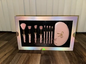 Soporte de Maquillaje con Lazo Rosa Brillo Y Glamour Juego de 8 Pinceles Esenciales Nuevo En Caja - Imagen 1 de 5