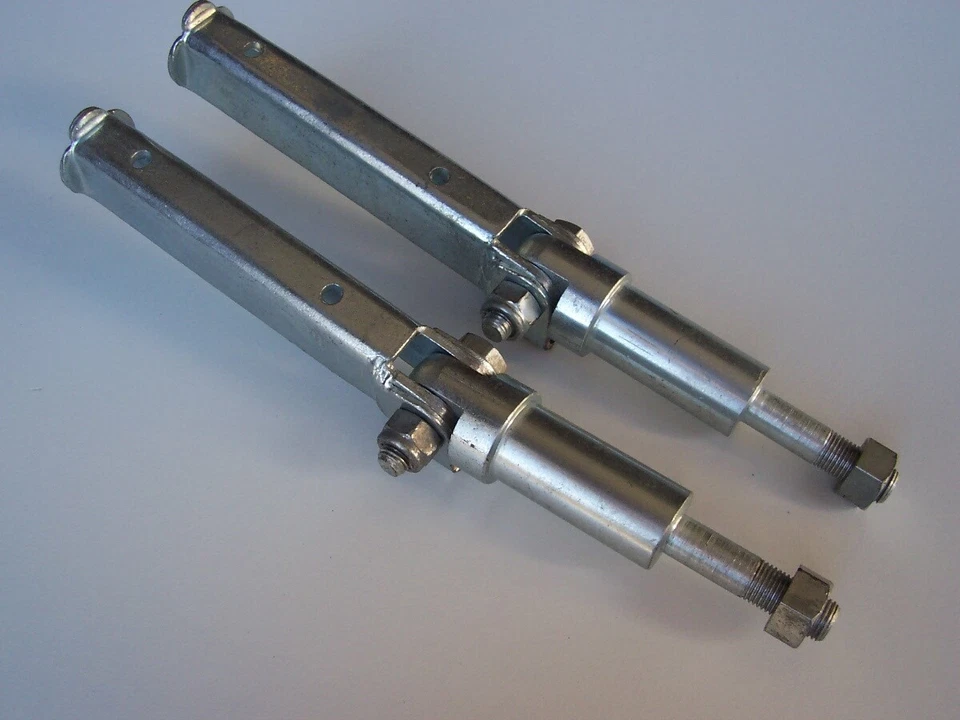 BSA C10 C11 PASSENGER PILLION FOOT REST PEG ASSEMBLY 1947-54 65-4894 — 第 1/1 张图片