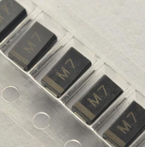 10PCS M7 4*2.5MM SMD Rectifier Diode 1A1000V SMA 1N4007 IN4007 - Picture 1 of 1