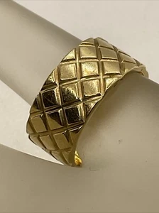BEAUTIFUL Solid 10K Yellow Gold 8.8mm wide Textured Wedding Band Ring 6.5g Size7 - Picture 1 of 19