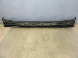 SUZUKI GRAND VITARA II Wischermotorabdeckung  Windlauf  77321-65J0 (140) - Bild 1 von 6