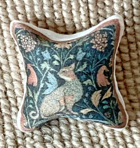 Dollhouse Miniature Pillow Bed Sofa Chair Cushion Printed Silk 2383 Squirrel - Picture 1 of 5