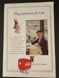 Anuncio Revista Coca Cola, Vintage 1953, 63/4" X 10". Ver comentarios e imagen. - Imagen 1 de 2
