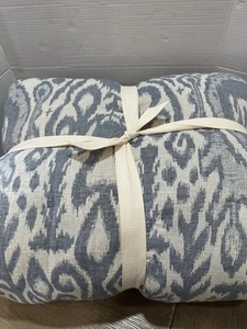 Pottery Barn Ikat Jacquard Comforter Full Queen Chambray Blue - Picture 1 of 2