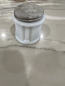 Vintage Milchglas Glas mit Deckel ältere Teiche Cold Cream Version Waschtisch - Bild 1 von 7