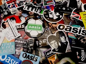 Oasis Stickers 50 Pack for Laptops Tablets Sticker-Bomb Band Music Album Decals - Picture 1 of 2