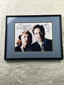 David Duchovny and Gillian Anderson Autographed X-Files Photo COA Framed - Picture 1 of 8
