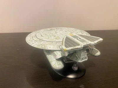Eaglemoss: Star Trek - USS Bonchune NCC‐70915 (Clase Nebula) XL  Foto 1 de 4
