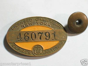 New York Chauffeurs License Pin Badge _   Expires 1926  Auto Pin Badge Taxi - Picture 1 of 1