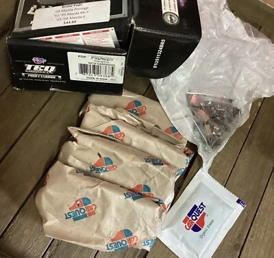 CARQUEST Professional Platinum  PXD482H Ceramic Disc Brake Pad Set Rear - Image 1 of 2