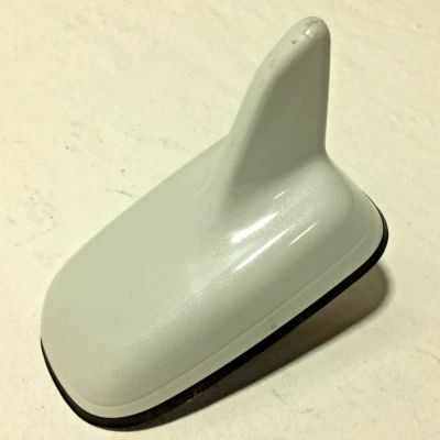 ANTENA EXTERIOR ALETA DE TIBURÓN TECHO SUPERIOR AUDI A6 S6 CON CUBIERTA 2013-2018 OEM *S9R* Foto 1 de 4