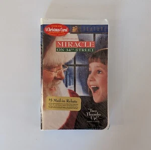 Miracle On 34th Street - 1994 John Hughes Clamshell VHS - Brand New Sealed - Bild 1 von 3