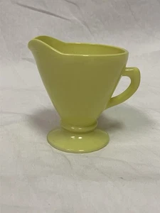 Vintage Hazel Atlas Glass Ovide Chartreuse Creamer Platonite Yellow Milk - Picture 1 of 6