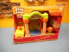 LEARNING CURVE PLAYTOWN FIX  FUEL GARAGE WOODEN FIGURE PLAY SYSTEM  "NEW"