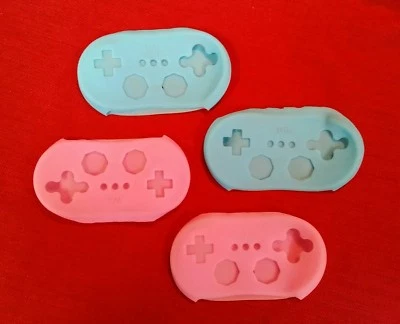 2 NINTENDO Wii U Silicone Full Protection GEL Case, 2 Game Pad Controller Covers - Image 1 of 3