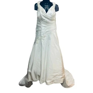 Brautkleid klein 4-6 elfenbein A-Linie Korsett ärmellos Perlen Schleppe Knöpfe - Bild 1 von 14