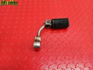 FRONT RIGHT FOOTPEG SUZUKI TU 250 YEAR 2000 SERIES 1997 2003 - Picture 1 of 1