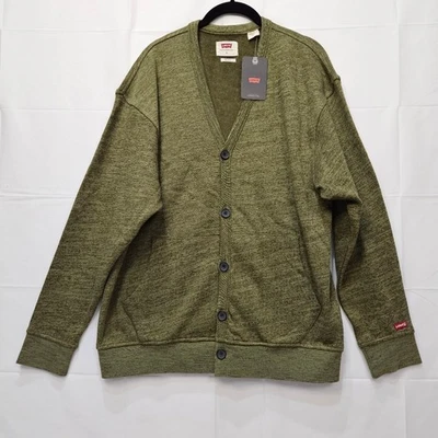 Suéter cárdigan con botones Levi's para hombre calce relajado verde oscuro talla pequeña Foto 1 de 4