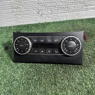 2012-2018 MERCEDES CLS CLASS FRONT AC HEATER TEMPERATURE CONTROL A2049004003 OEM - Image 1 of 4