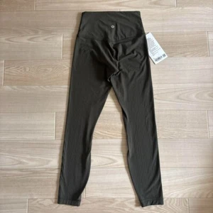Pantalón Original Lululemon Align Acanalado HR Talla 24 Pequeña Color: DKOV - Imagen 1 de 5