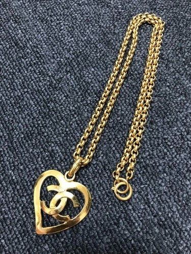 CHANEL Placcato Oro CC Loghi Charm Vintage Catena Collana Ciondolo Cuore