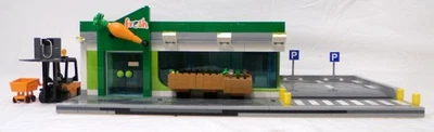 2022 LEGO City 60347 Grocery Store Set Custom Full Building with Parking Lot - Image 1 of 4