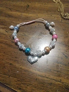 Encantadora Pulsera Corazón Nieta Ajustable Rosa/Azul/Blanco  - Imagen 1 de 5