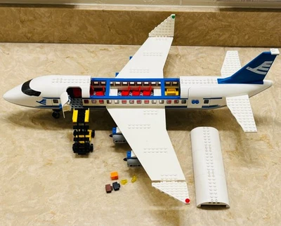 LEGO 7893 City: Avión de Pasajeros Completo Sin Figuras Caja/Instrucciones Foto 1 de 4