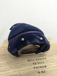 Vintage Blue Velvet Faux Pearl Cloche Hat 1920s Art Deco - Picture 1 of 13