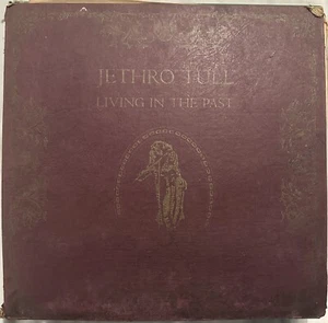 Vintage 1972 JETHRO TULL living in the past Lp DOUBLE RECORD SET 22 - Picture 1 of 3