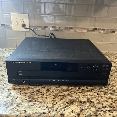 Reproductor de CD Harman Kardon FL 8370 5 discos. ¡La bandeja enciende se atasca! Para piezas Foto 1 de 4